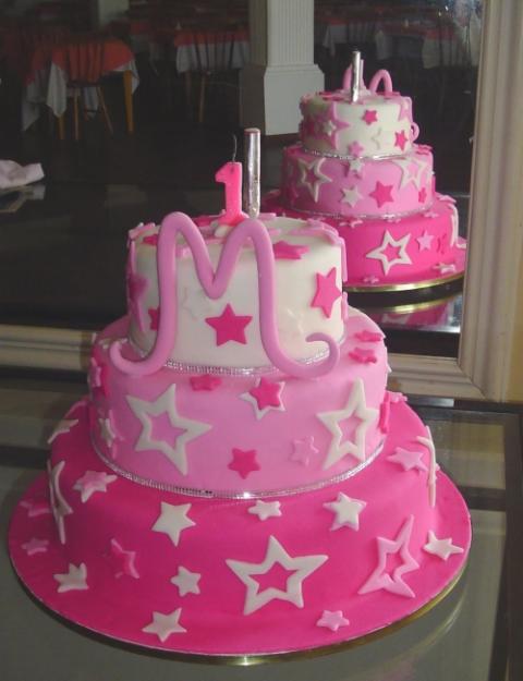 bolos decorados rosa c estrela